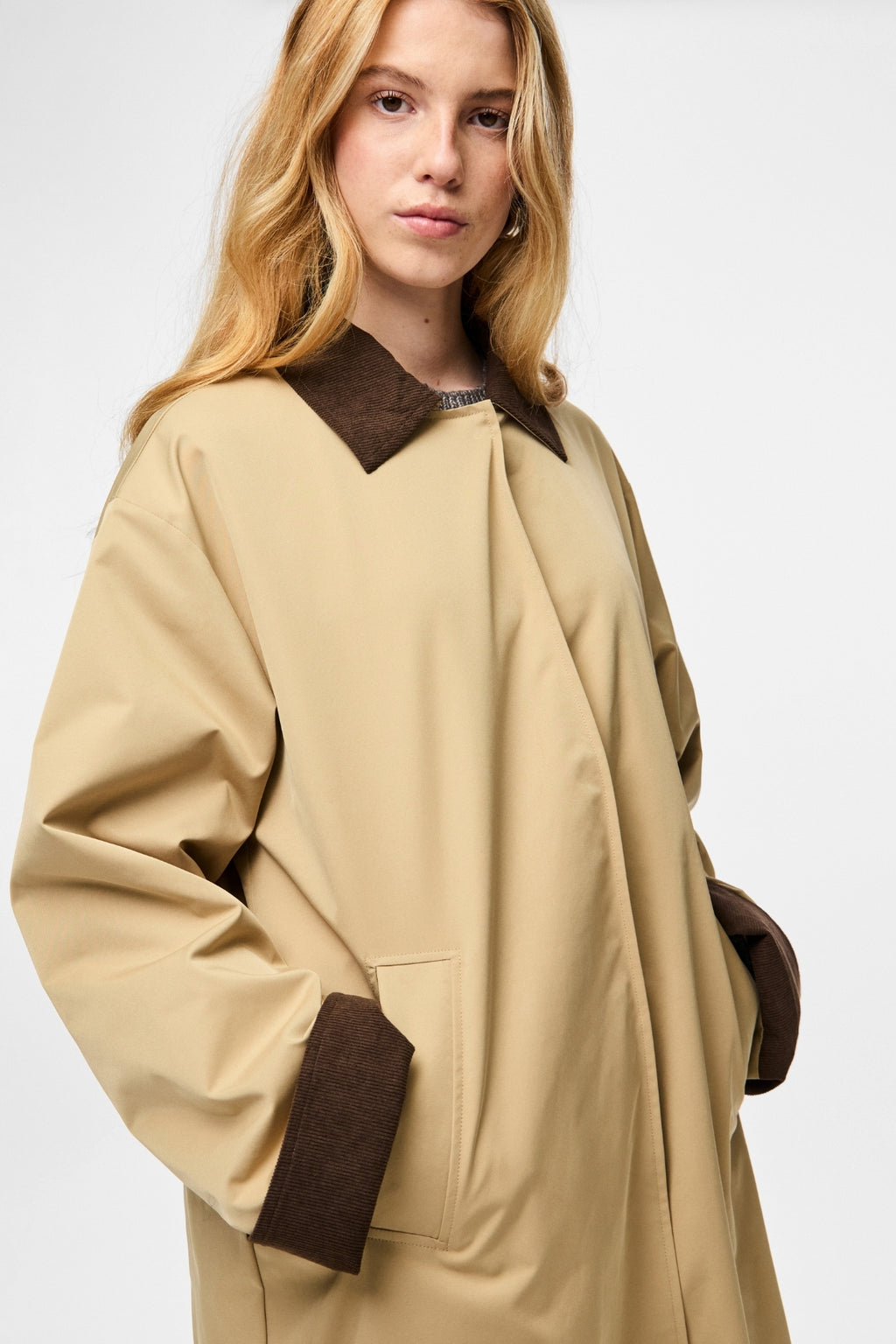 Jorma Long Light Jacket - Travertine Hot Fudge
