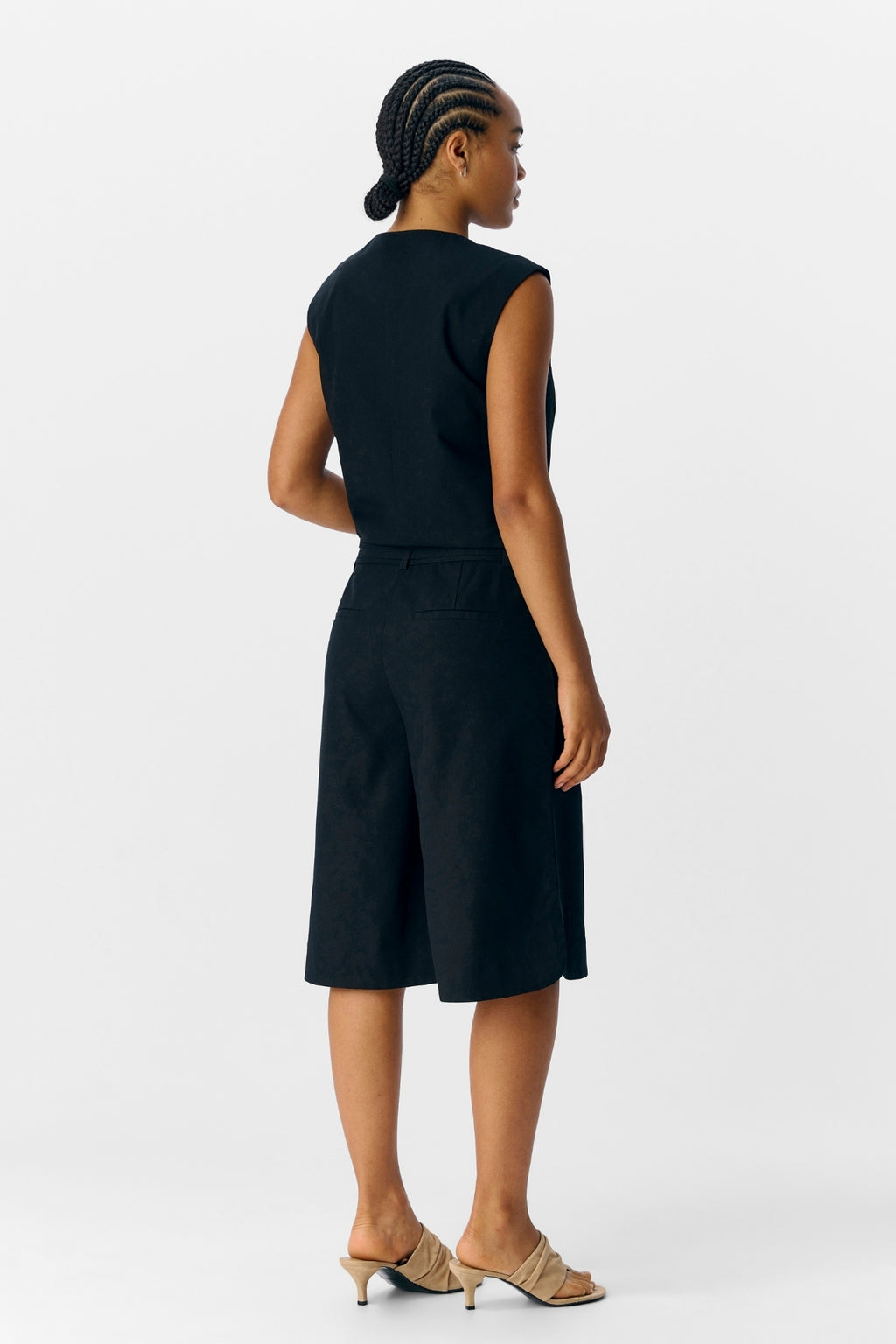 Aura Bermuda Shorts - Sort