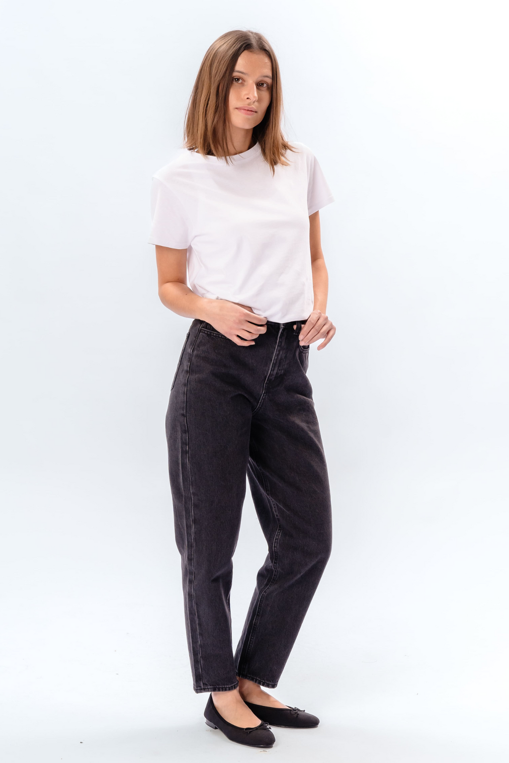 De Originale Performance Mom Jeans - Washed Black Denim