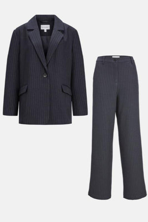 Oversized Suit - Pakketilbud (Navy Pinstripe)