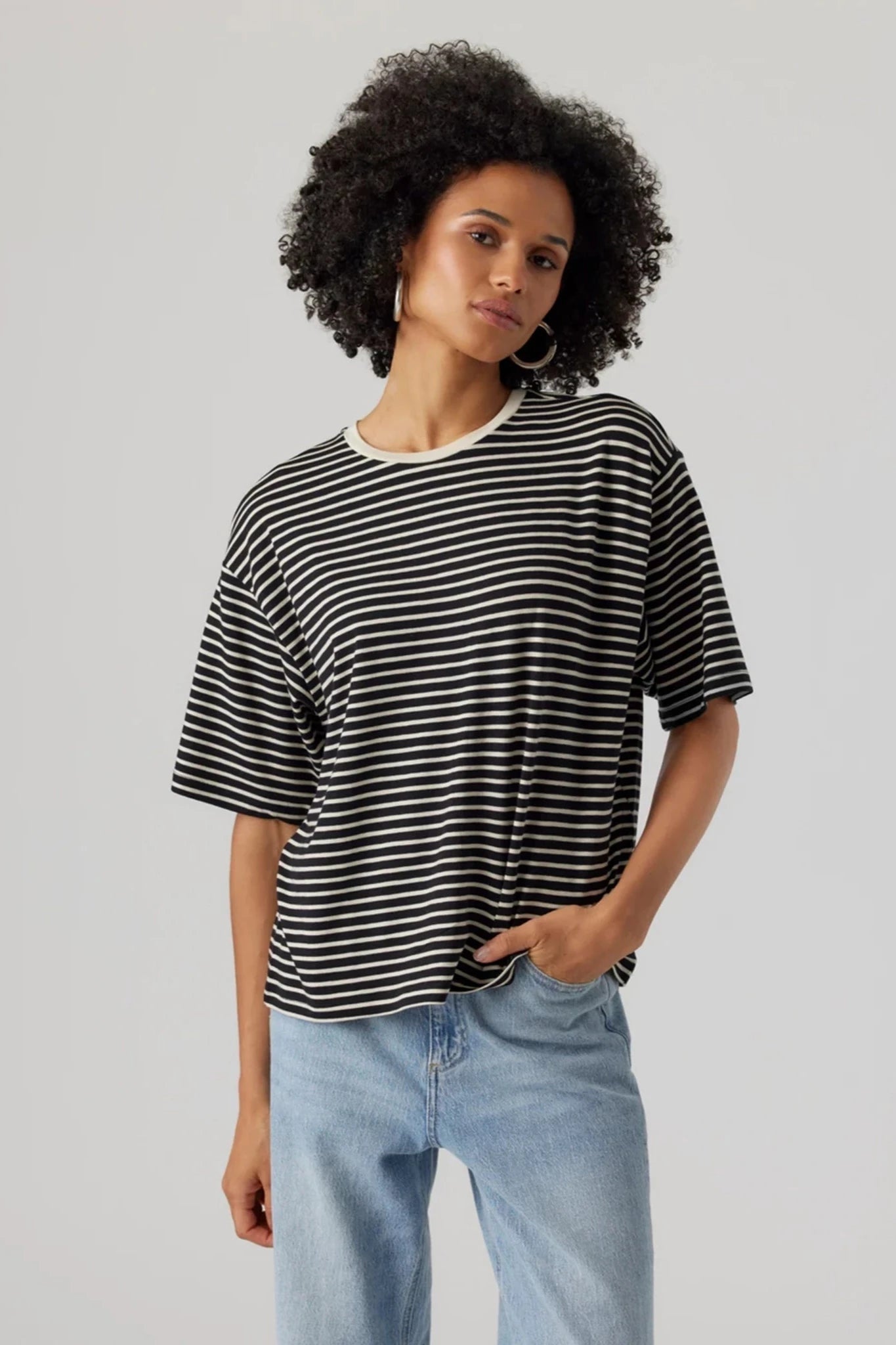 Fiona O-neck Top - Sort - Vero Moda - Sort