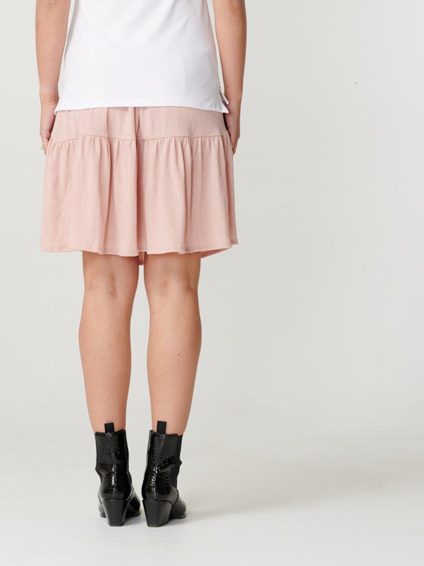 Basic blød mini nederdel - Misty rose - PIECES - Lyserød 2