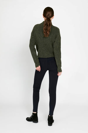 Pieces Jeans - Navy Blazer (mid waist)