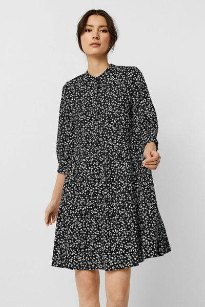 Simone mini kjole - Sortblomstret - Vero Moda - Sort