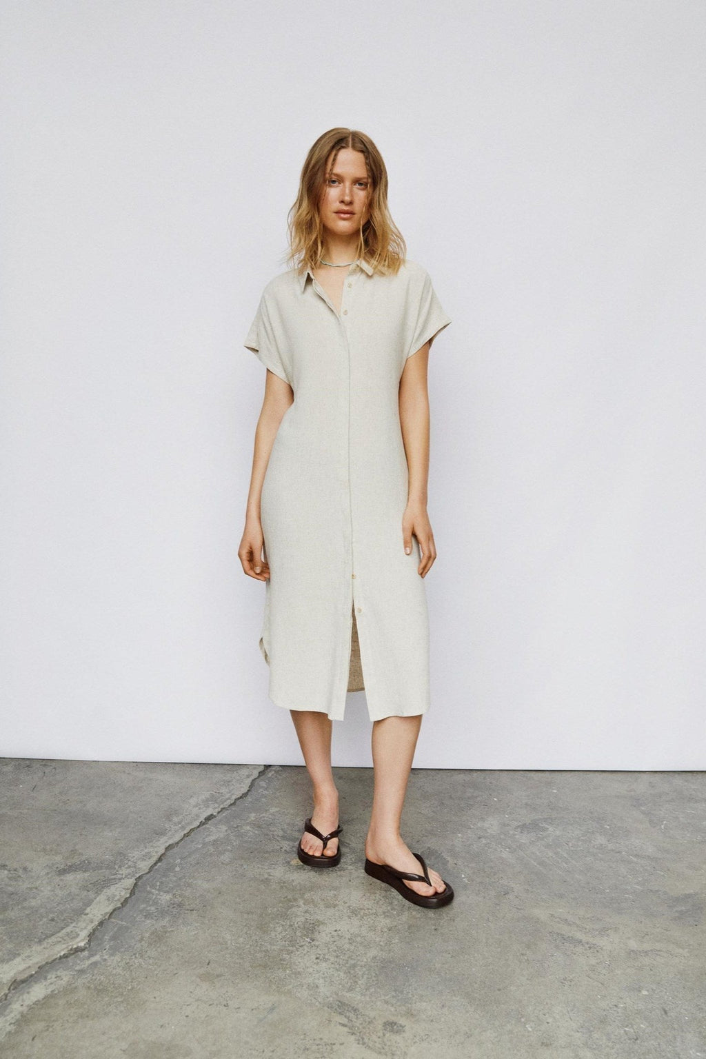 Sanne Adil Midi Kjole - Sandshell