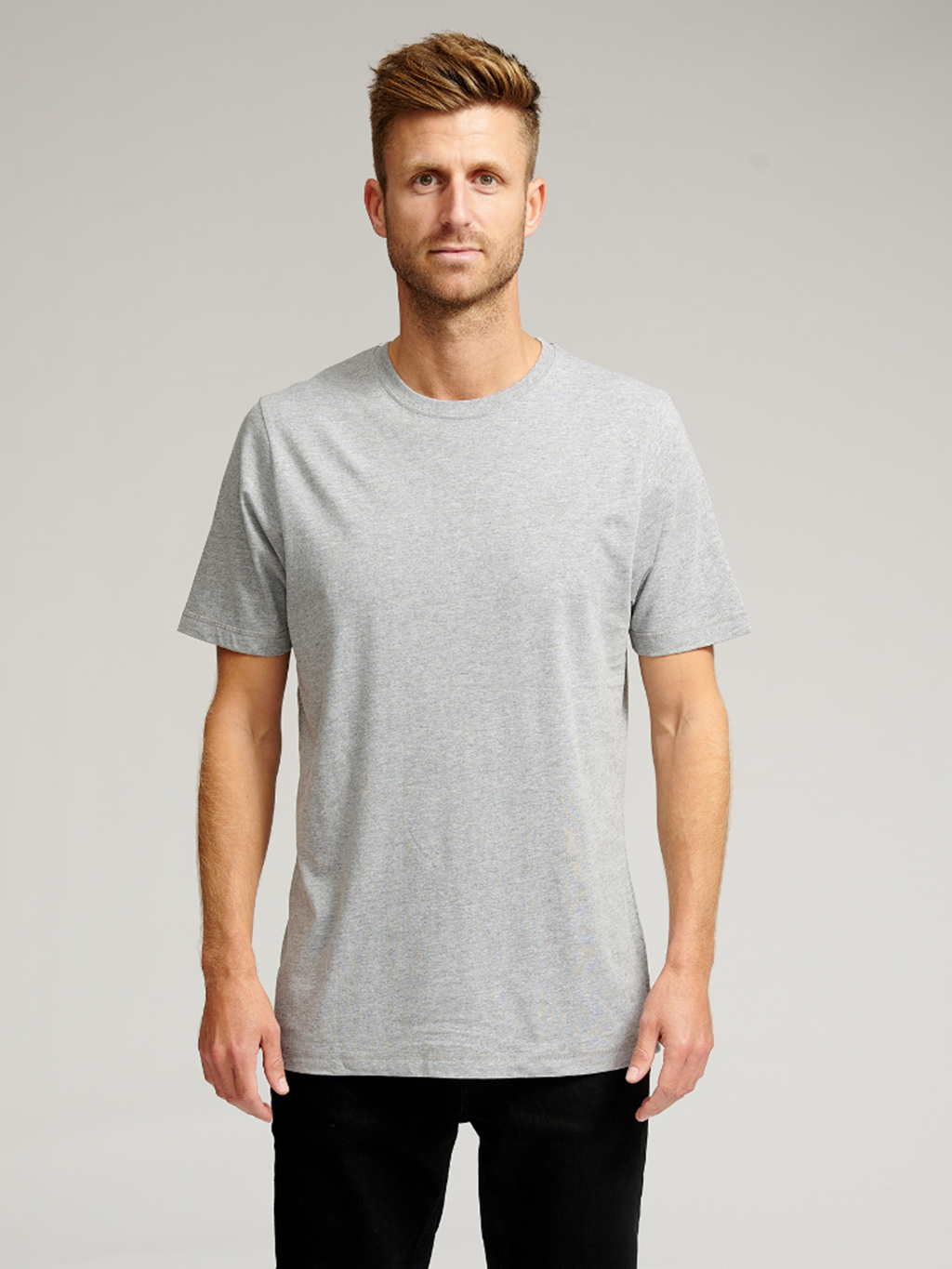 Basic T-shirts – Pakketilbud 6 stk. (email)