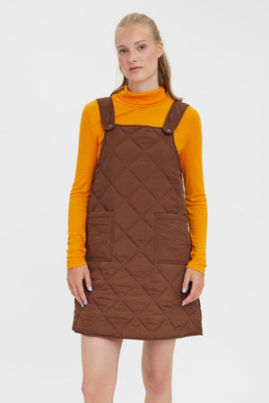 Val Spencer Kjole - Carafe